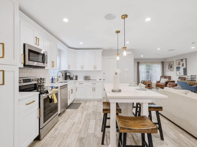 Home for sale at 513 Curlew Road - photo 6150053