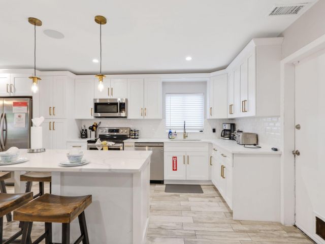 Home for sale at 513 Curlew Road - photo 6150056