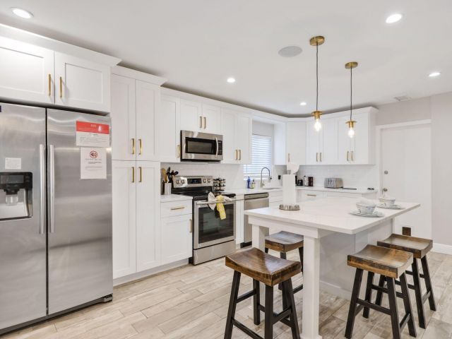 Home for sale at 513 Curlew Road - photo 6150058