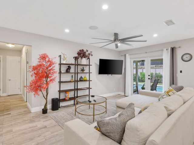 Home for sale at 513 Curlew Road - photo 6150060