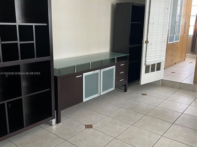 Apartment for rent  Unit #767 - photo 6113182