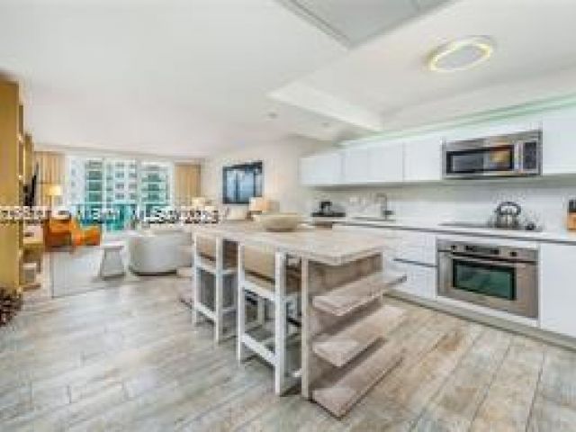 Apartment for rent  Unit #1112 - photo 6112471