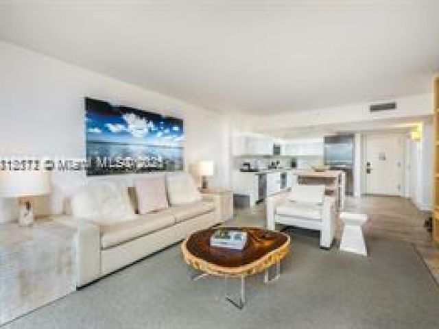 Apartment for rent  Unit #1112 - photo 6112475