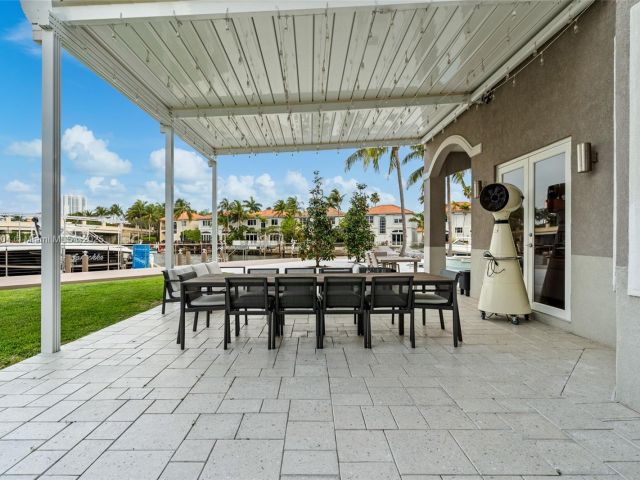 Home for sale at 1260 Harbor Ct - photo 6110961