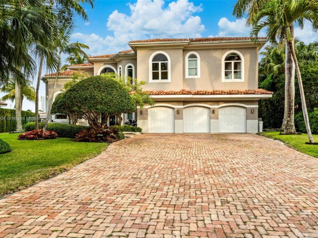 Home for sale at 1260 Harbor Ct - photo 6110974