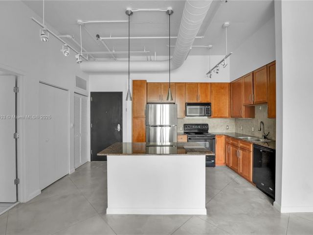 Apartment for sale  Unit #2305 - photo 6147720