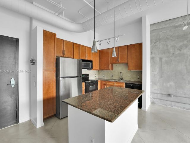 Apartment for sale  Unit #2305 - photo 6147721
