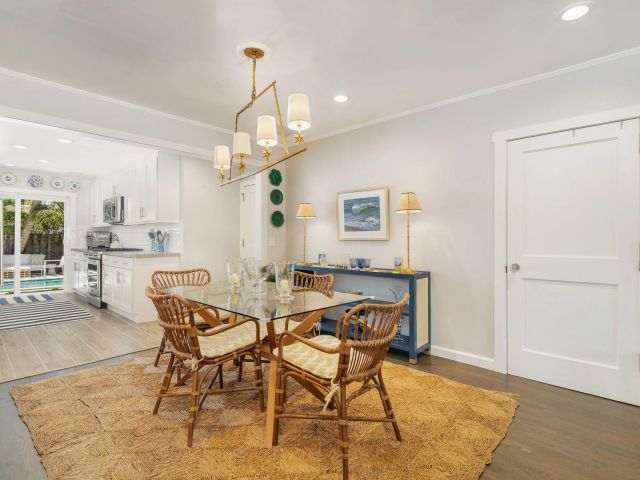 Home for sale at 216 Lakeland Drive - photo 6120066