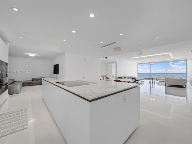 Apartment for rent  Unit #2506 - photo 6119066