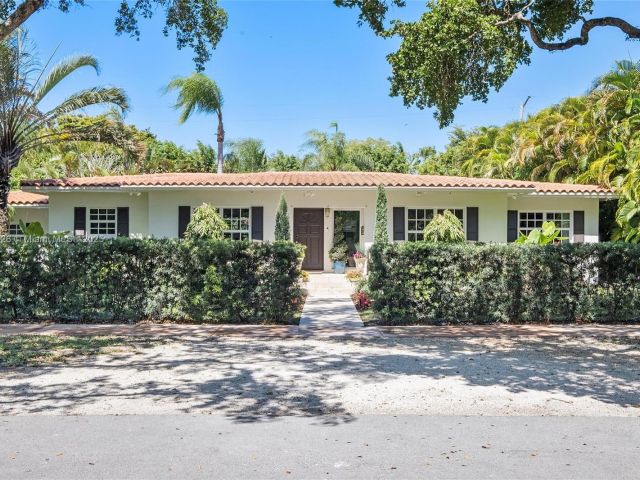 Home for sale at 1551 Delgado Ave - photo 6133562