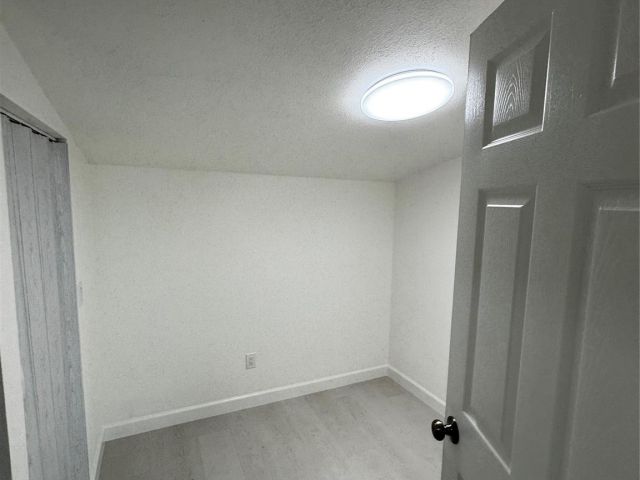 Home for rent at 626 37th St - photo 6135661