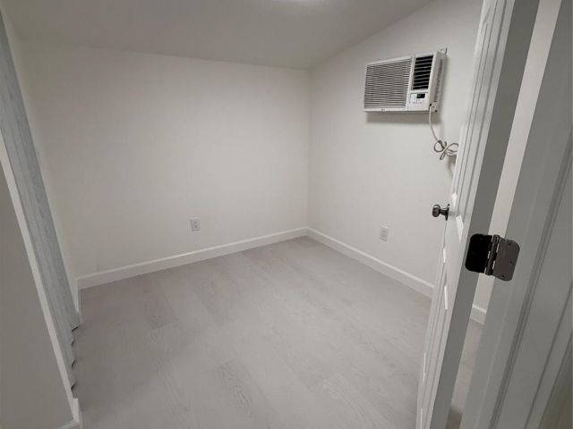 Home for rent at 626 37th St - photo 6135663