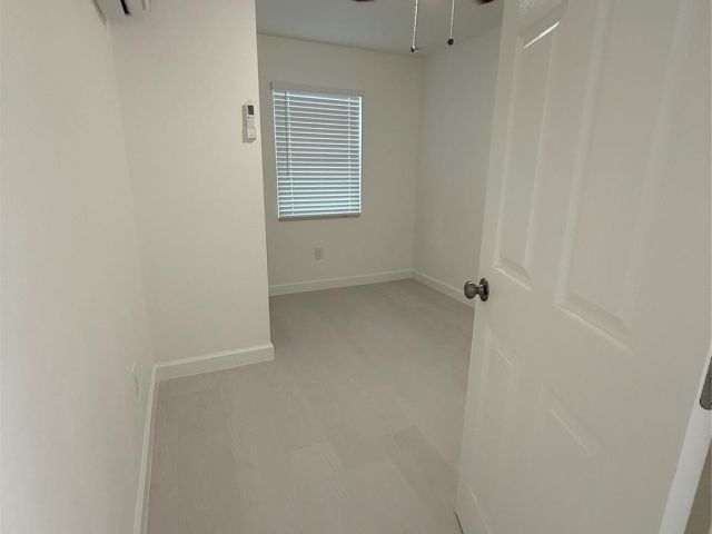 Home for rent at 626 37th St - photo 6135666