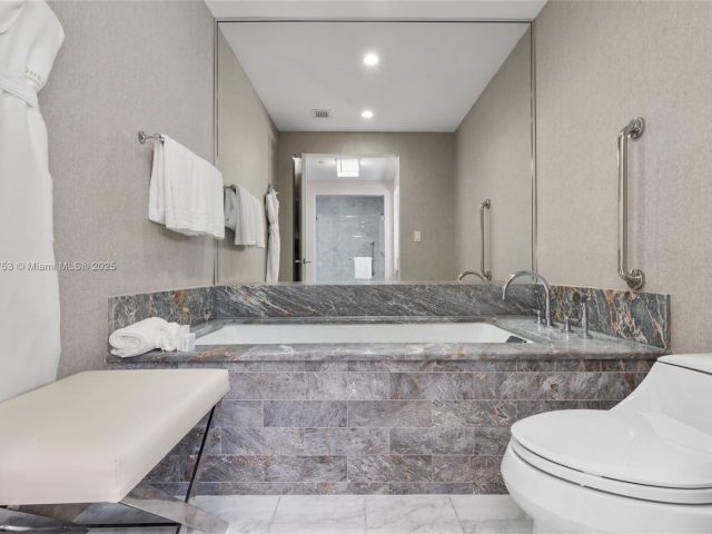 Apartment for sale  Unit #H1007 - photo 6118638