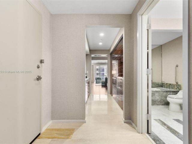 Apartment for sale  Unit #H1007 - photo 6118649