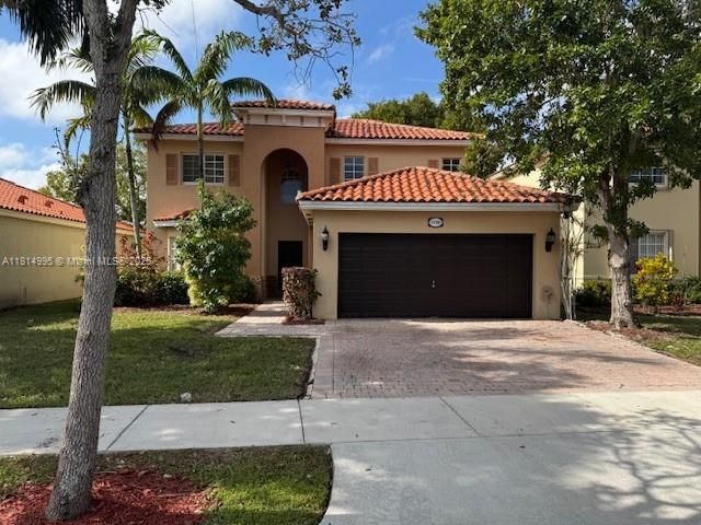 Home for sale at 1720 NE 35th Ave - photo 6113437