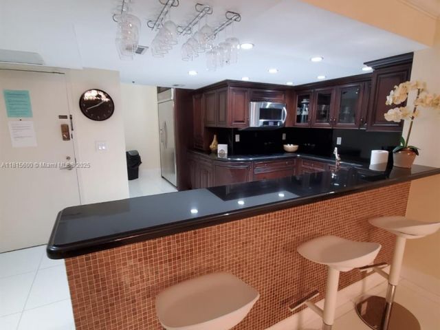 Apartment for rent  Unit #A-3646 - photo 6121180