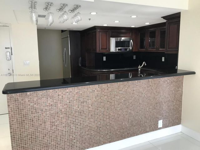 Apartment for rent  Unit #A-3646 - photo 6121181