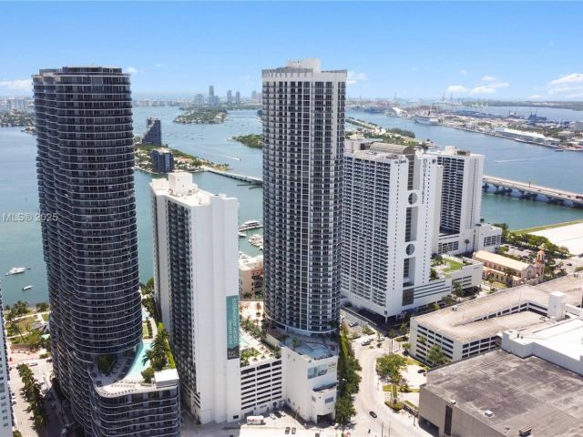 Apartment for sale  Unit #4604 - photo 6124155