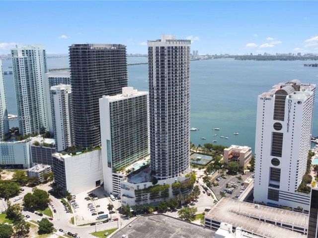 Apartment for sale  Unit #4604 - photo 6194041