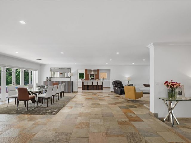 Home for sale at 435 Marquesa Dr - photo 6119301