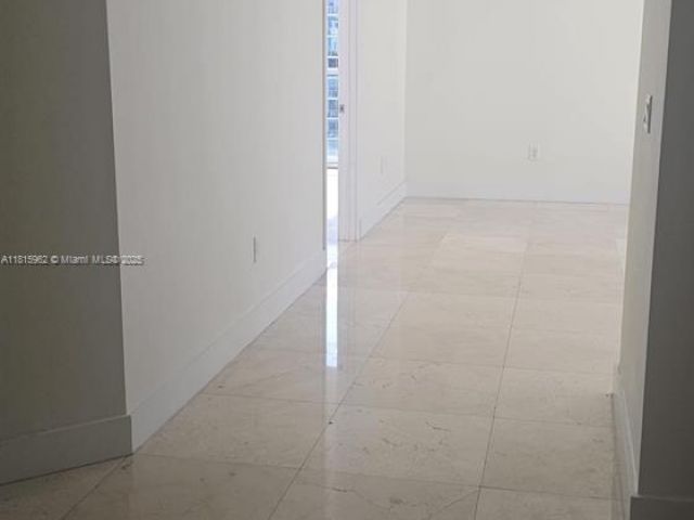 Apartment for rent  Unit #3417 - photo 6120133