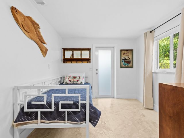 Home for rent at 735 Tyler St - photo 6143559