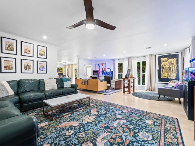 Home for rent at 735 Tyler St - photo 6143566