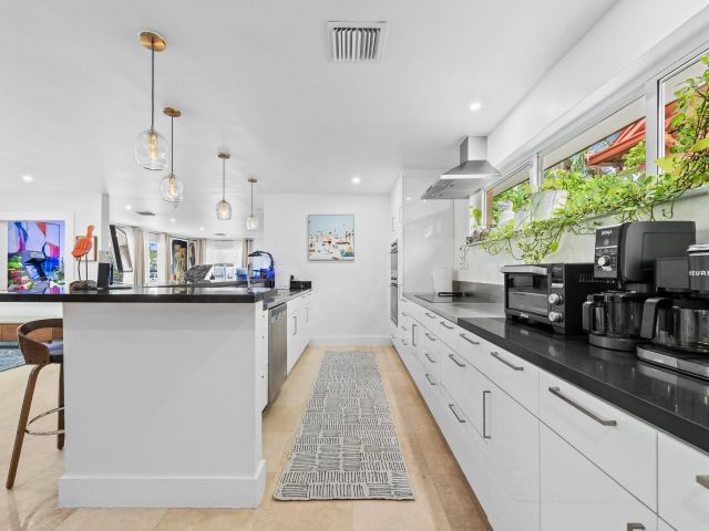 Home for rent at 735 Tyler St - photo 6143567