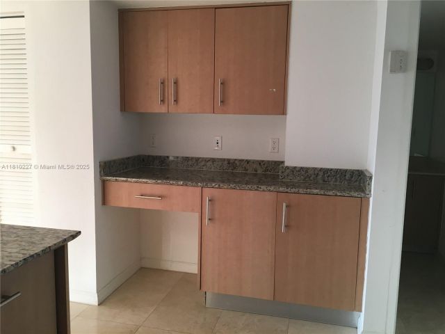 Apartment for sale  Unit #628 - photo 6120038