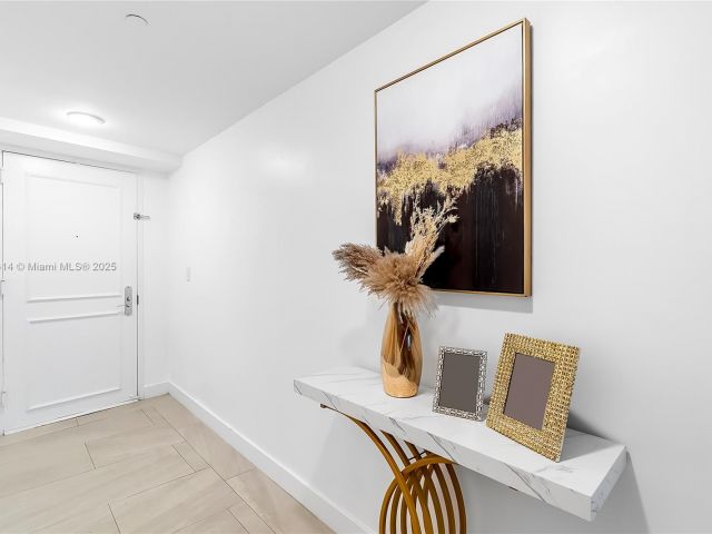 Apartment for sale  Unit #2208 - photo 6121338