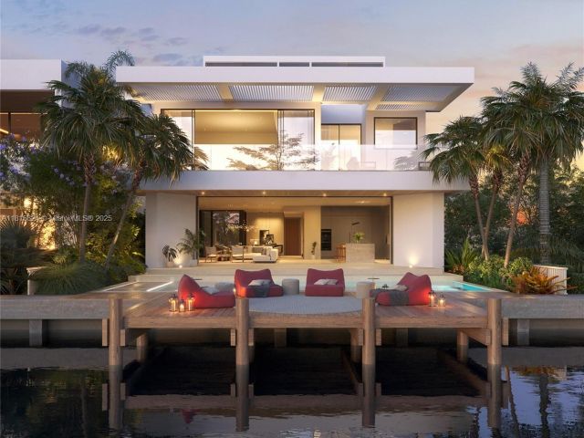 Home for sale at 7725 NE 8th Ave - photo 6148310