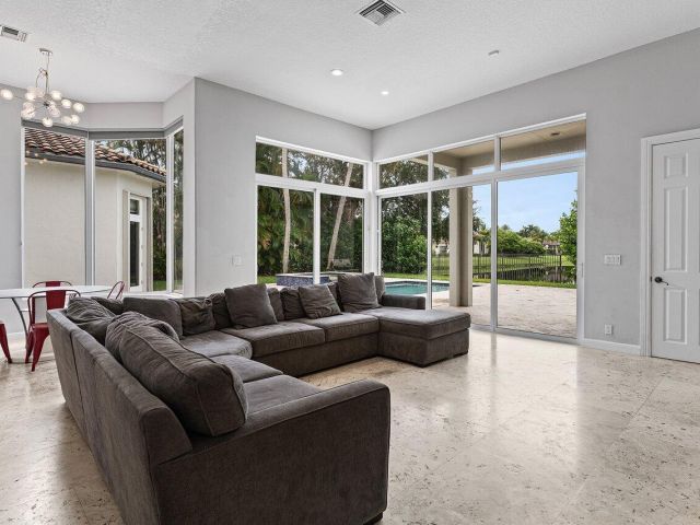 Home for sale at 16370 Via Fontana - photo 6214341