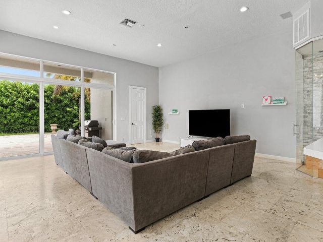 Home for sale at 16370 Via Fontana - photo 6214343