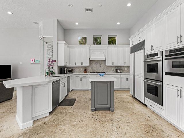 Home for sale at 16370 Via Fontana - photo 6214356