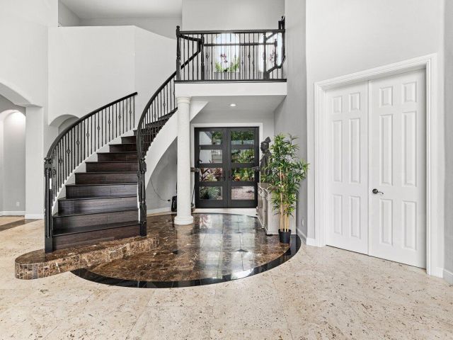 Home for sale at 16370 Via Fontana - photo 6214357