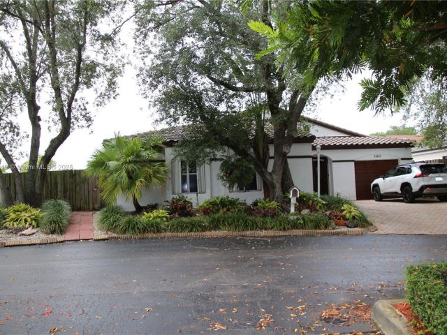 Home for sale at 11861 SW 92nd Ln - photo 6126403