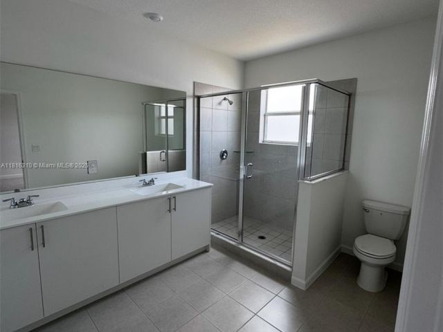 Home for rent at 112 SW 184 WAY 112 - photo 6147692