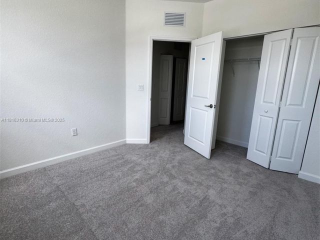 Home for rent at 112 SW 184 WAY 112 - photo 6147697