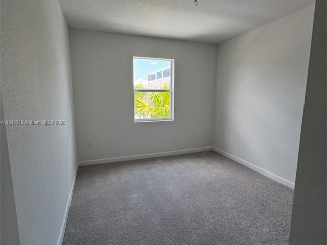 Home for rent at 112 SW 184 WAY 112 - photo 6147699
