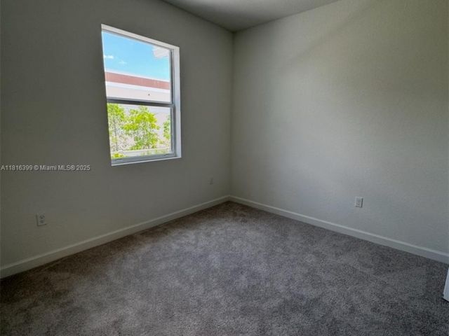 Home for rent at 140 SW 184 WAY 140 - photo 6147663