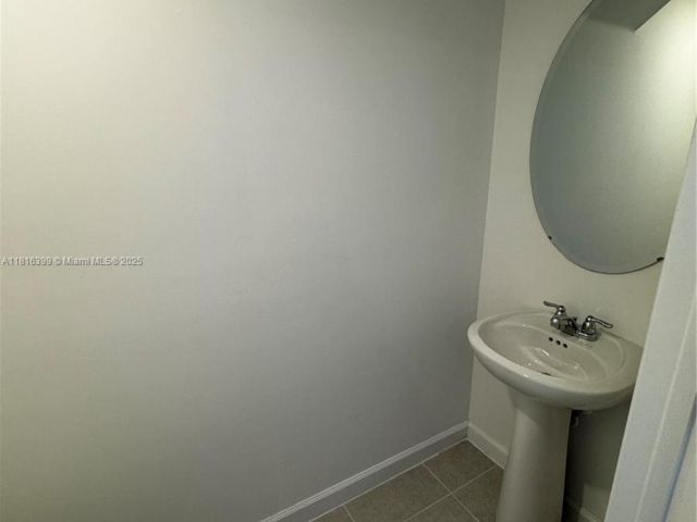 Home for rent at 140 SW 184 WAY 140 - photo 6147666