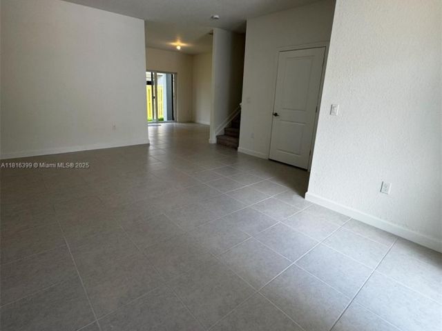 Home for rent at 140 SW 184 WAY 140 - photo 6147671