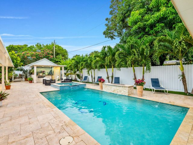 Home for sale at 936 Upland Road - photo 6127815