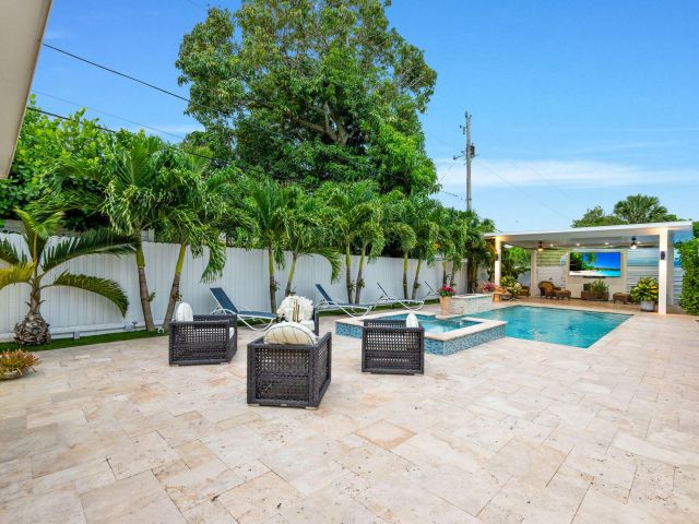 Home for sale at 936 Upland Road - photo 6187258