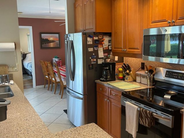 Home for sale at 3313 Sherwood Boulevard - photo 6137841