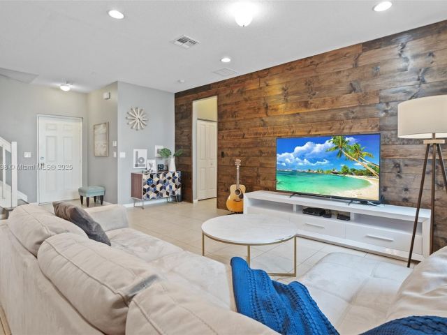 Home for sale at 4164 Cascada Cir - photo 6122908