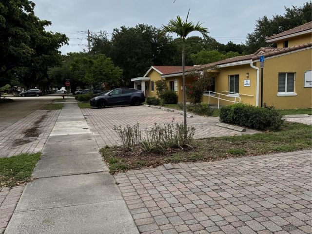 Home for sale at 1844 SE 1st Ave - photo 6171680