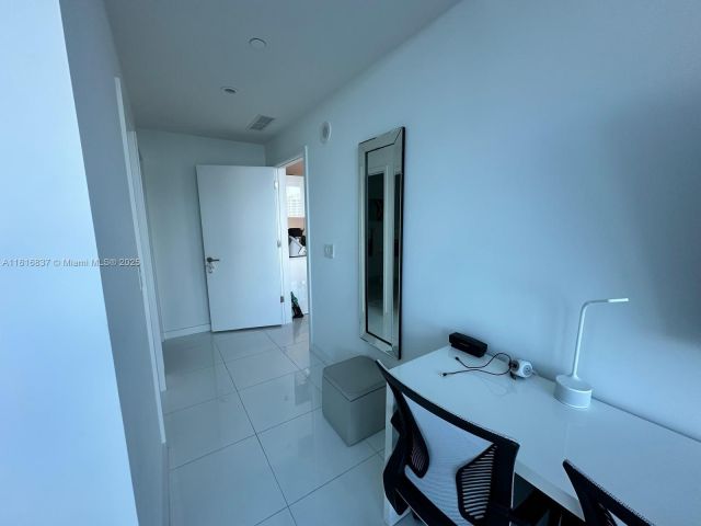 Apartment for rent  Unit #1108 - photo 6168450