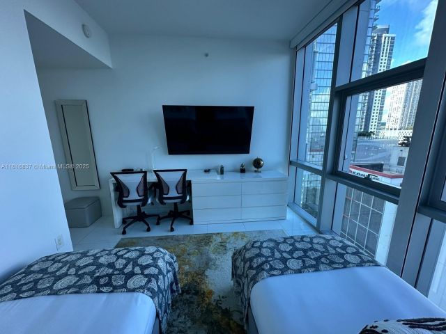 Apartment for rent  Unit #1108 - photo 6168455